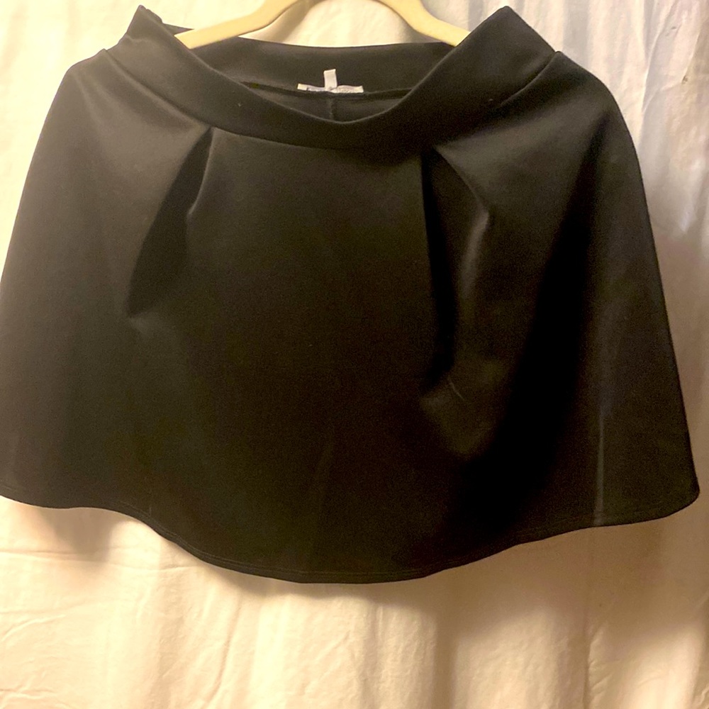 Charolette russe black mini skirt